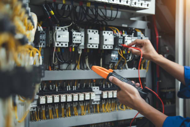 Best Local Electrician Companies  in St Anne, IL