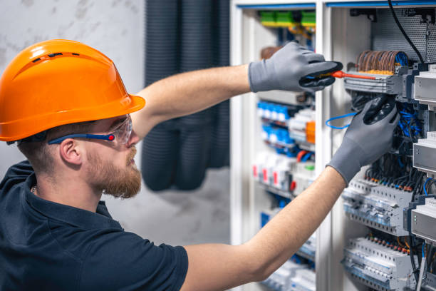 Best Electrician Near Me  in St Anne, IL